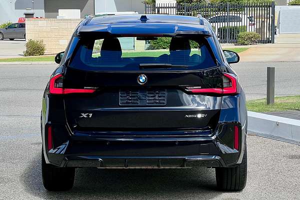 2023 BMW X1 xDrive20i U11