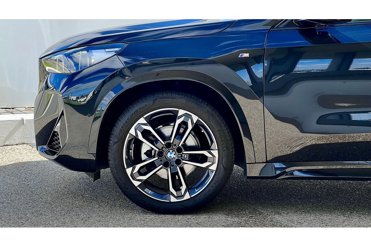 2023 BMW X1 xDrive20i U11