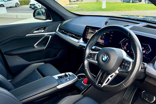 2023 BMW X1 xDrive20i U11