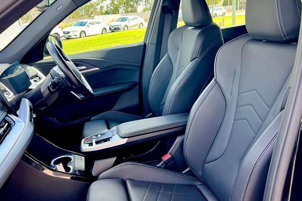 2023 BMW X1 xDrive20i U11