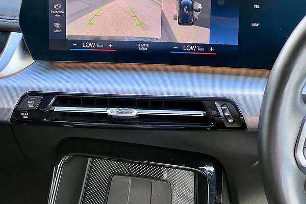 2023 BMW X1 xDrive20i U11