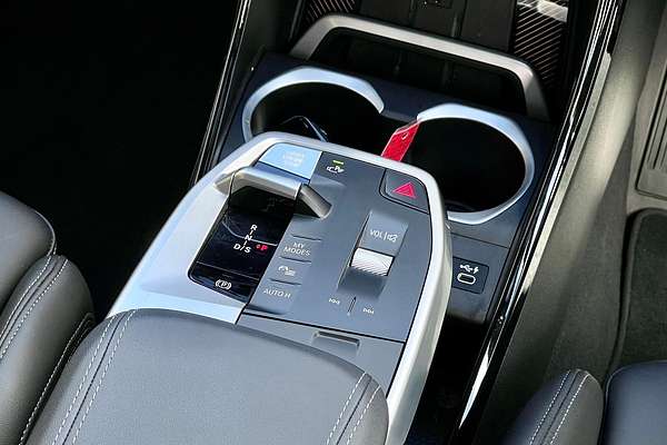 2023 BMW X1 xDrive20i U11