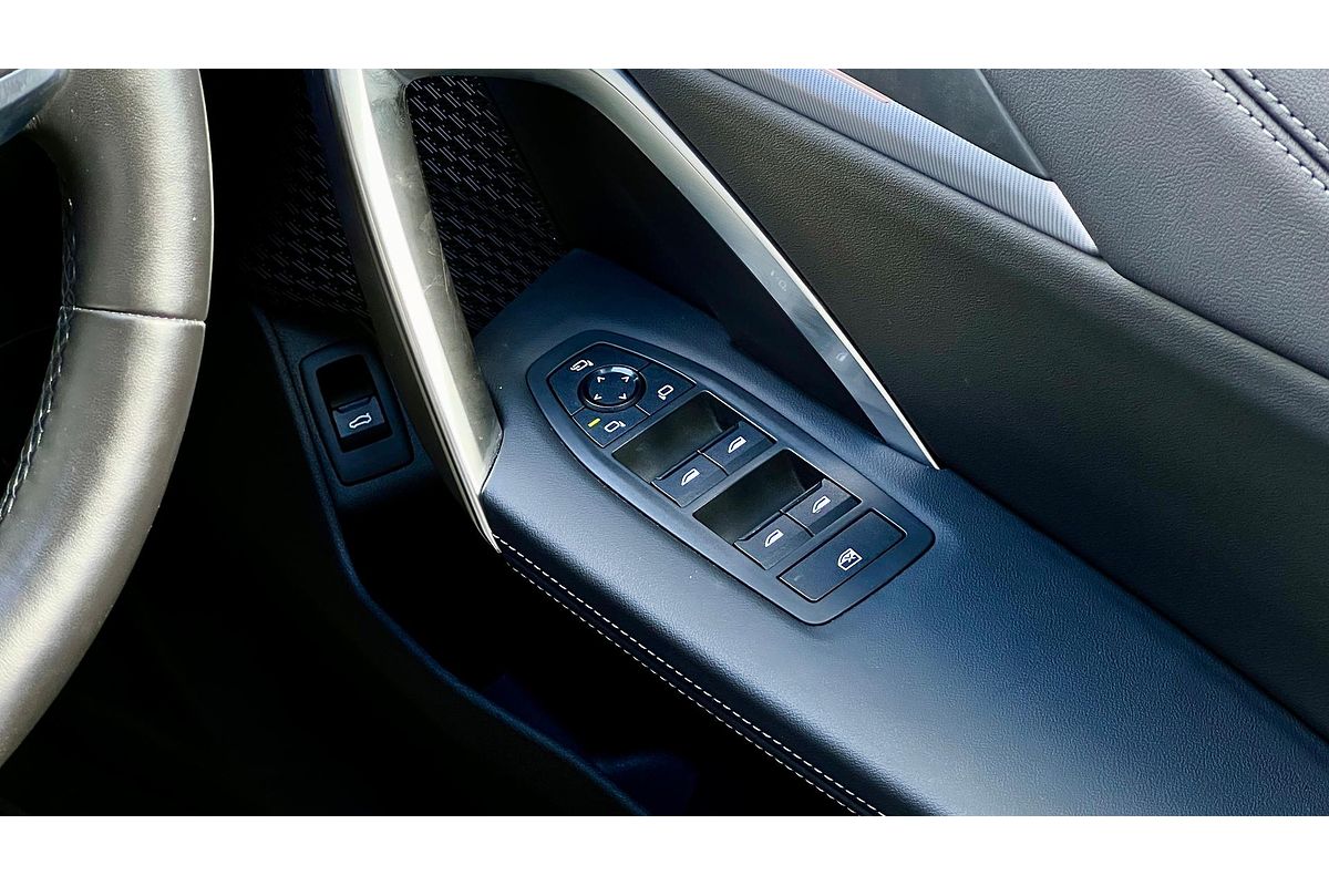 2023 BMW X1 xDrive20i U11