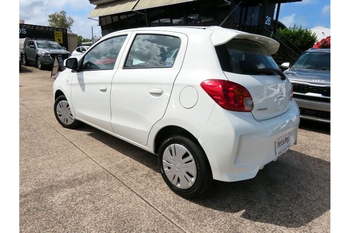 2021 Mitsubishi Mirage ES LB