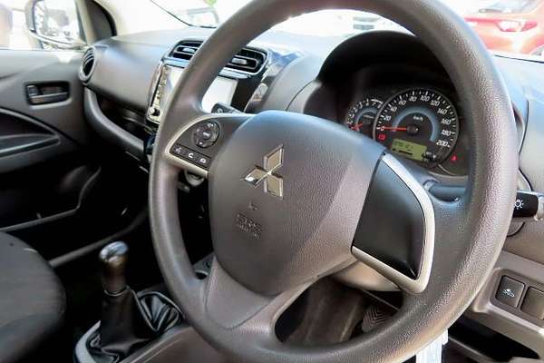 2021 Mitsubishi Mirage ES LB