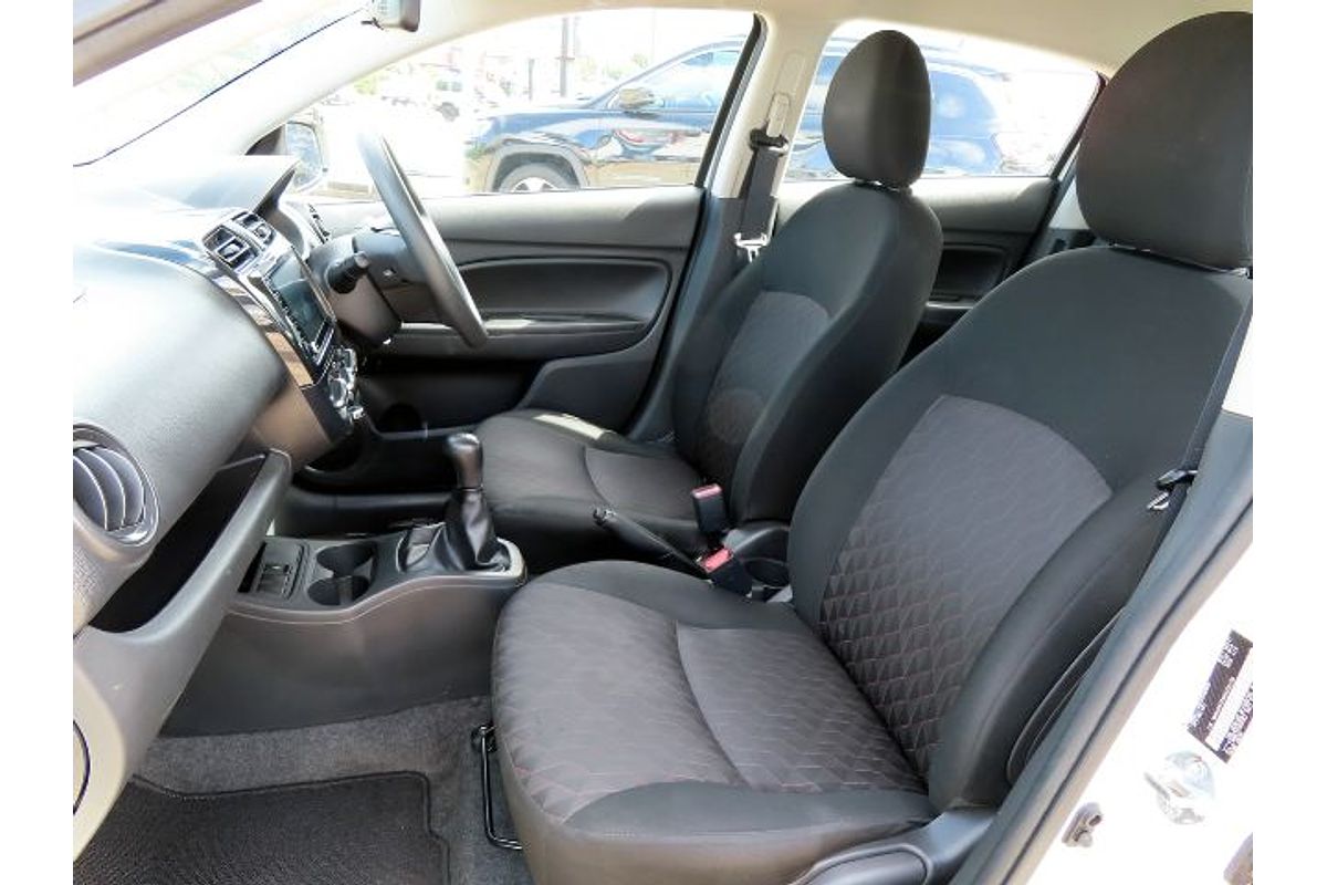 2021 Mitsubishi Mirage ES LB