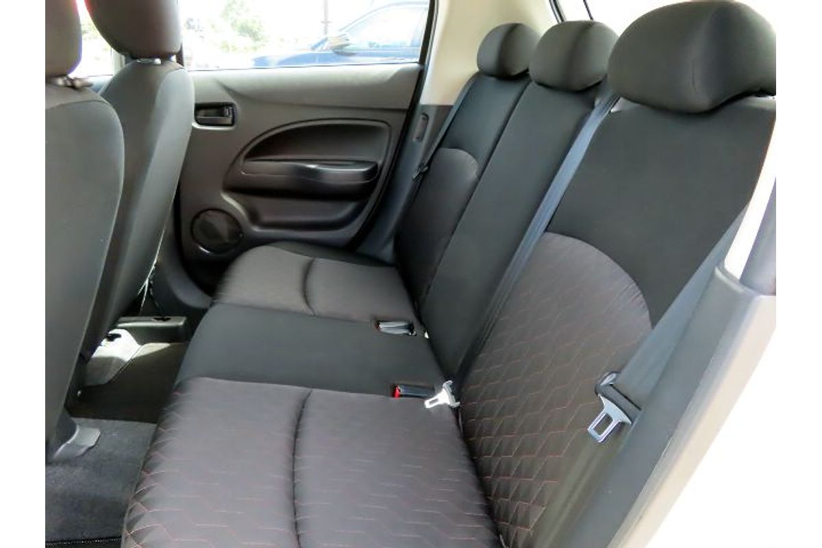 2021 Mitsubishi Mirage ES LB