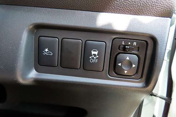 2021 Mitsubishi Mirage ES LB