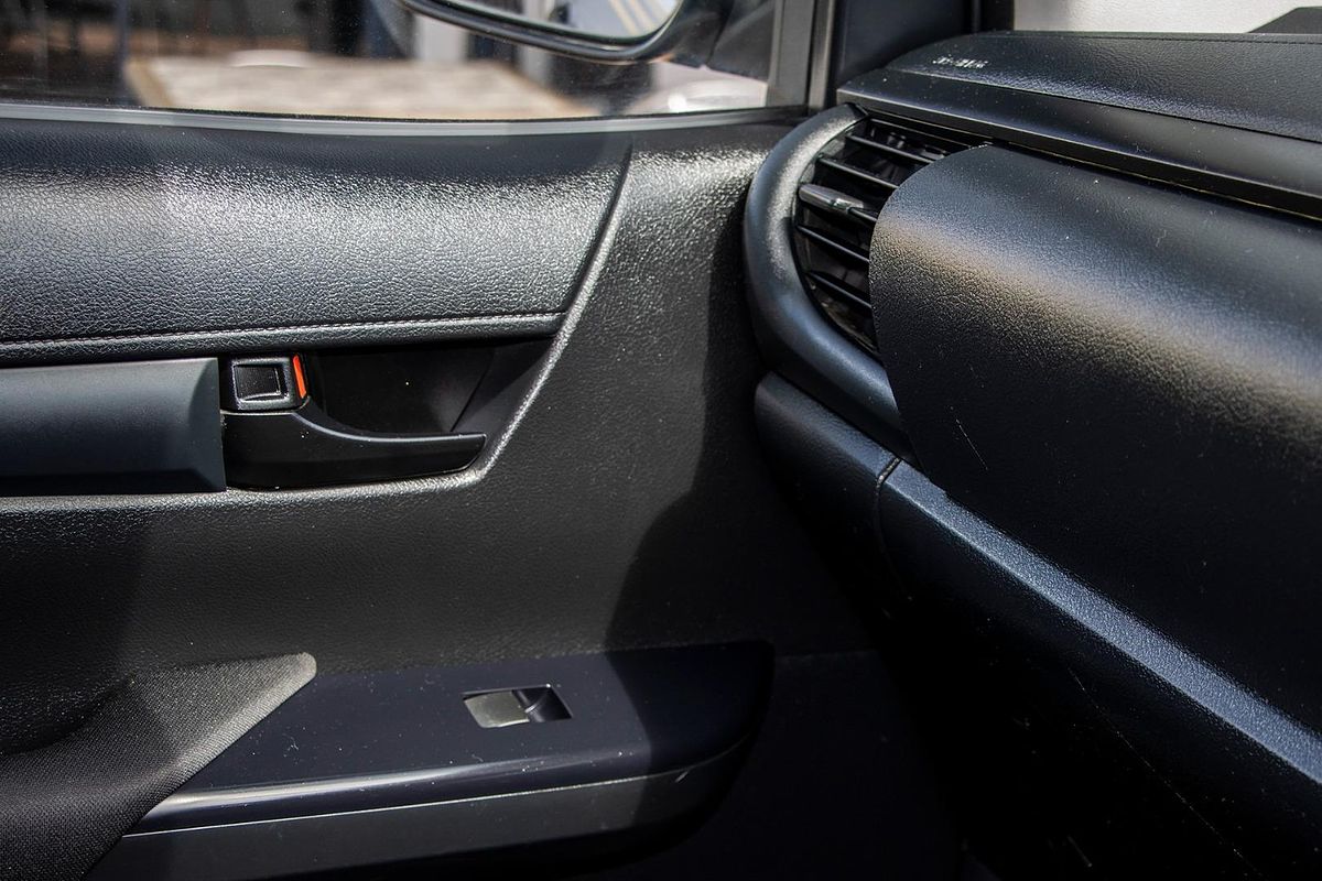2021 Toyota Hilux Workmate GUN125R 4X4