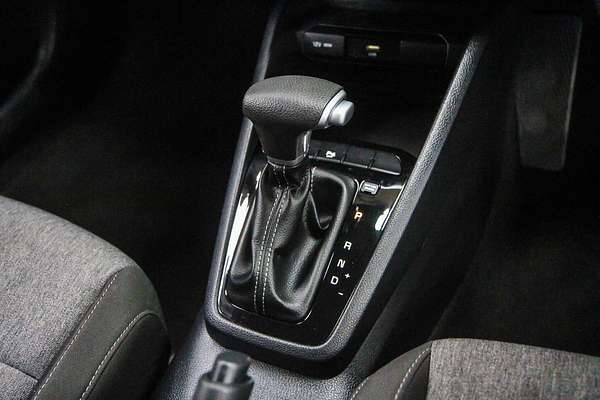 2022 Kia Stonic S YB