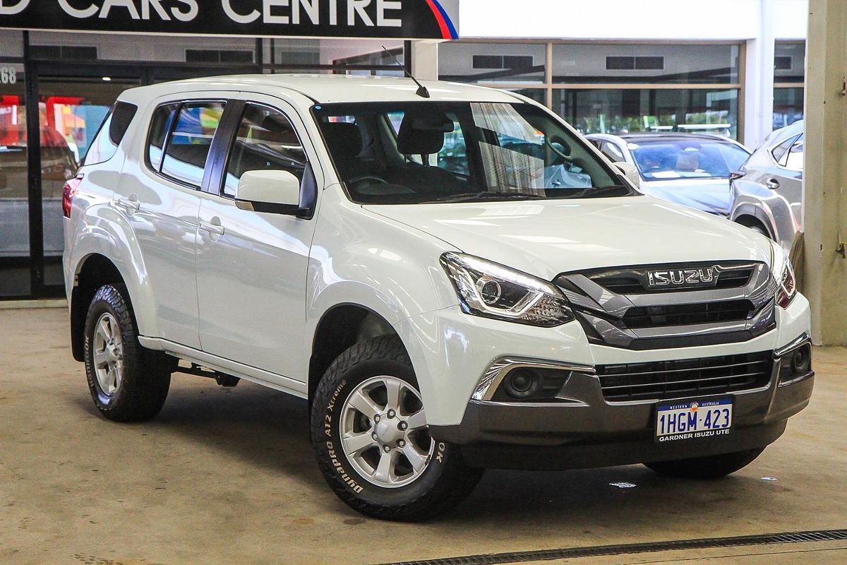 2021 Isuzu MU-X LS-M