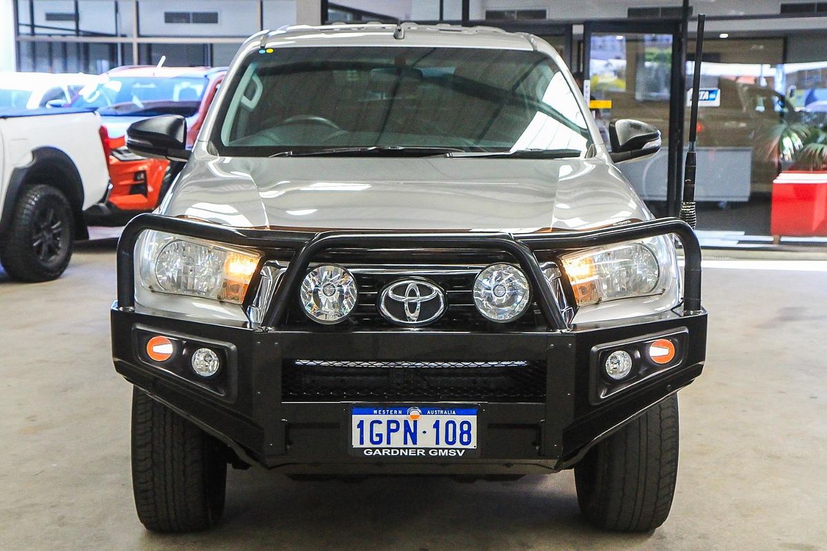 2017 Toyota Hilux SR GUN126R 4X4