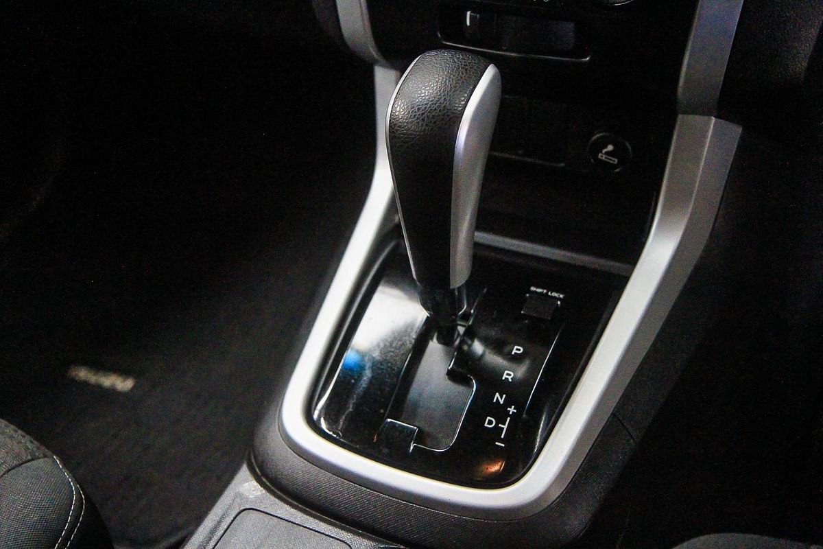 2021 Isuzu MU-X LS-M