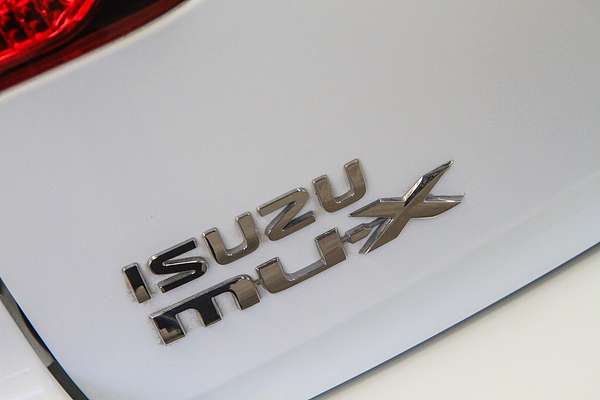 2015 Isuzu MU-X LS-U