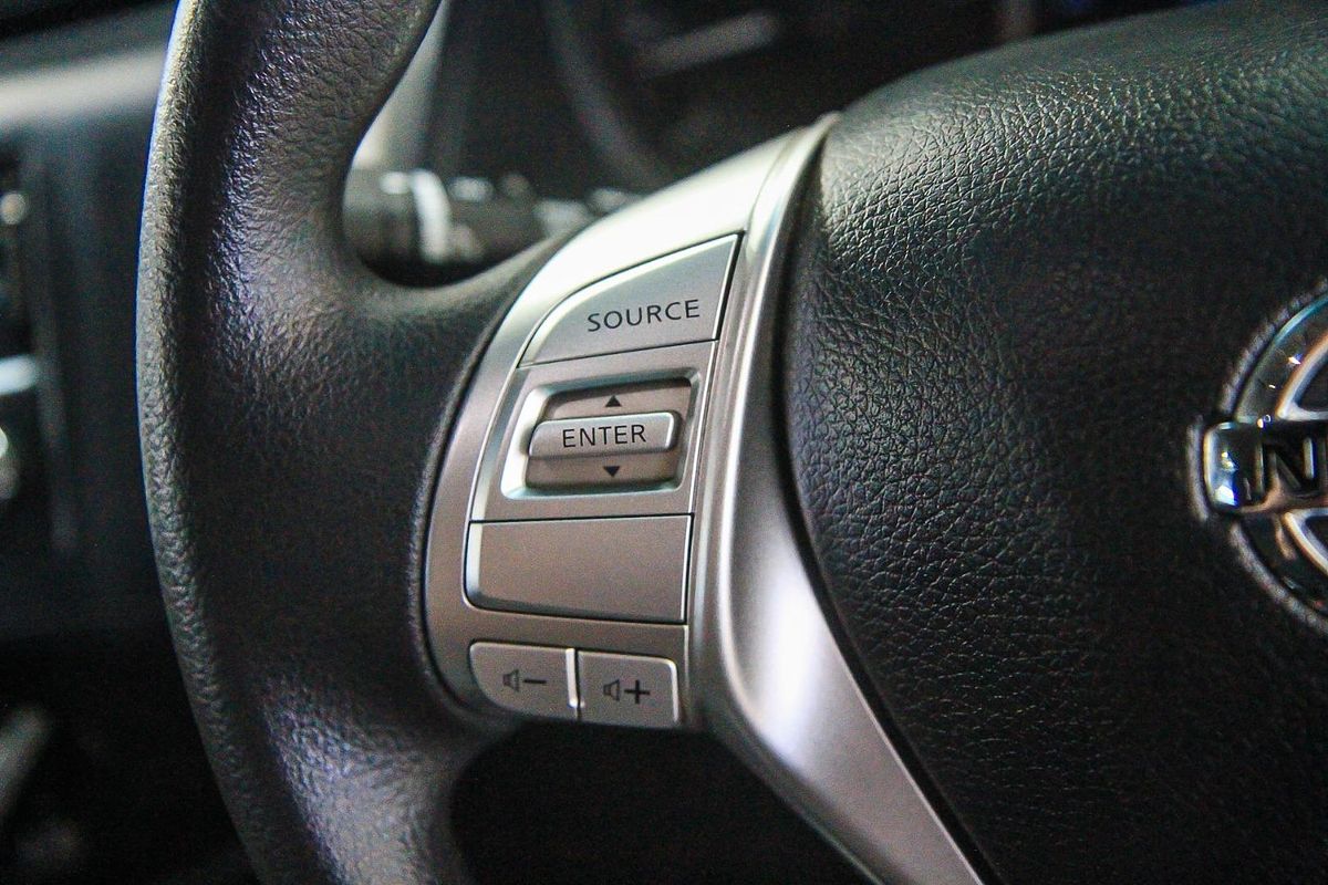 2016 Nissan Navara RX D23 4X4