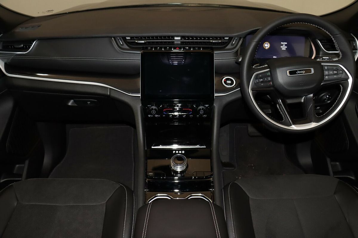 2023 Jeep Grand Cherokee Night Eagle WL
