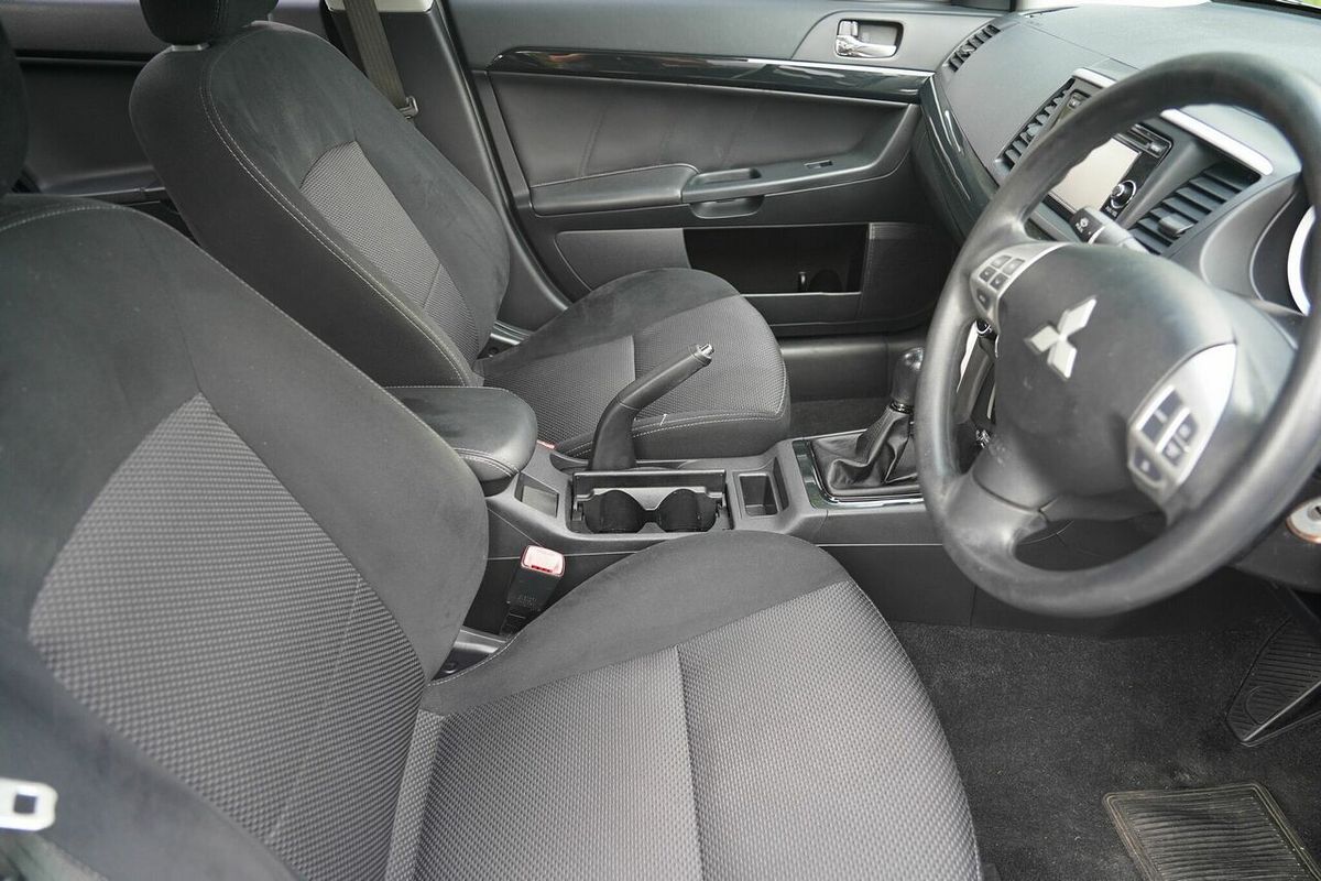 2016 Mitsubishi Lancer ES Sport CF