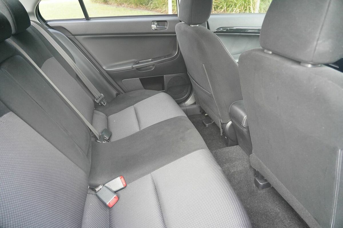 2016 Mitsubishi Lancer ES Sport CF
