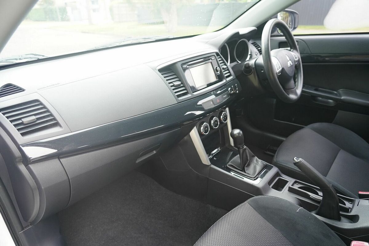 2016 Mitsubishi Lancer ES Sport CF