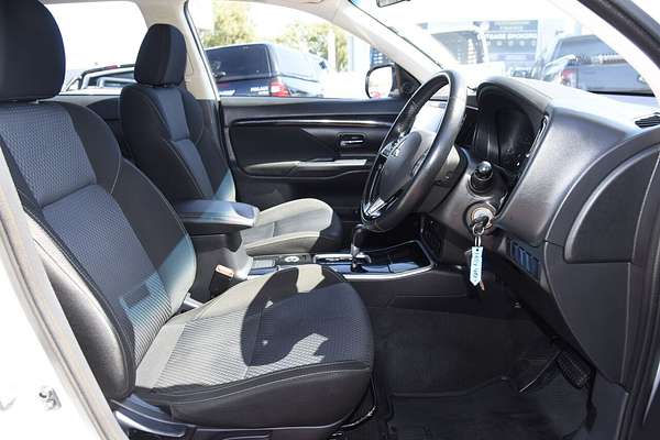 2019 Mitsubishi Outlander ES ZL