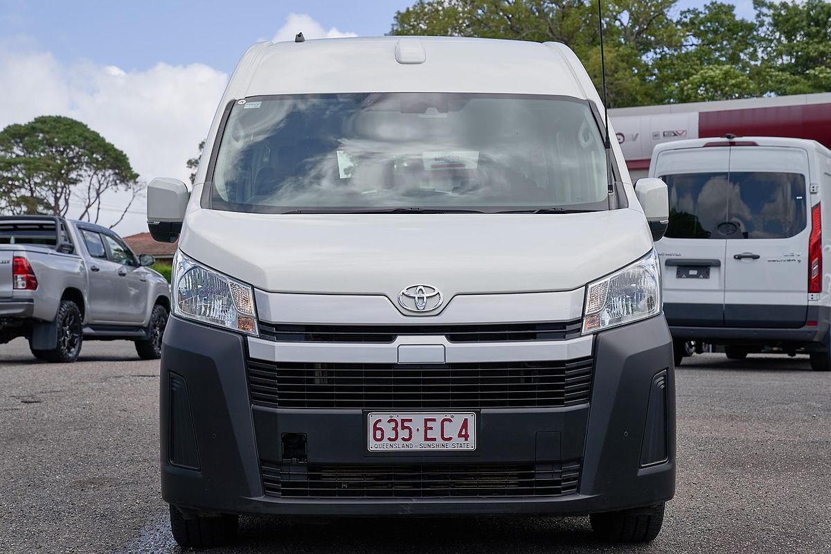 2022 Toyota Hiace Commuter GDH322R