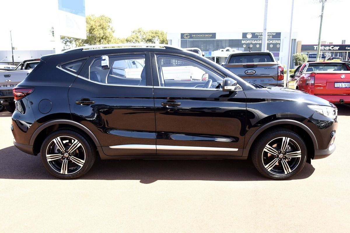 2020 MG ZS Essence AZS1