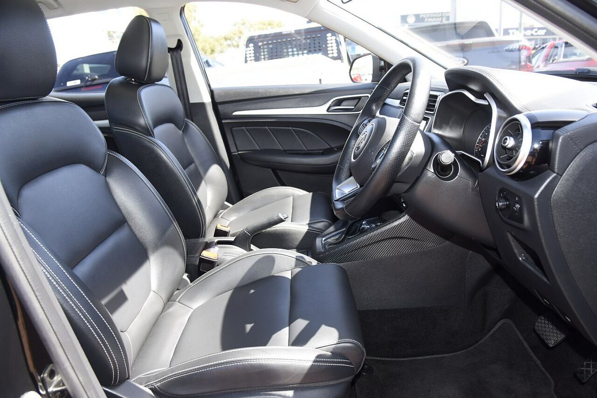 2020 MG ZS Essence AZS1
