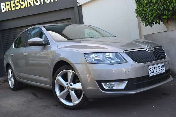2013 SKODA Octavia Elegance 103TSI NE