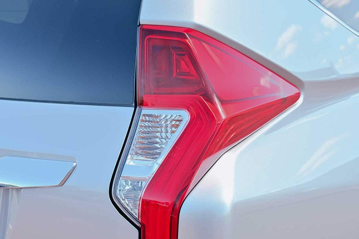 2016 Mitsubishi Pajero Sport GLS QE