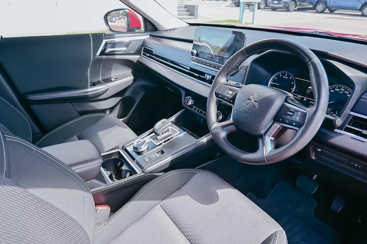 2021 Mitsubishi Outlander LS ZM