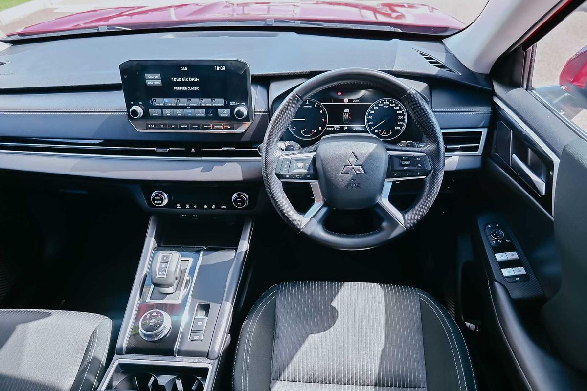 2021 Mitsubishi Outlander LS ZM
