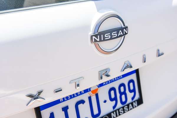 2023 Nissan X-TRAIL ST T33