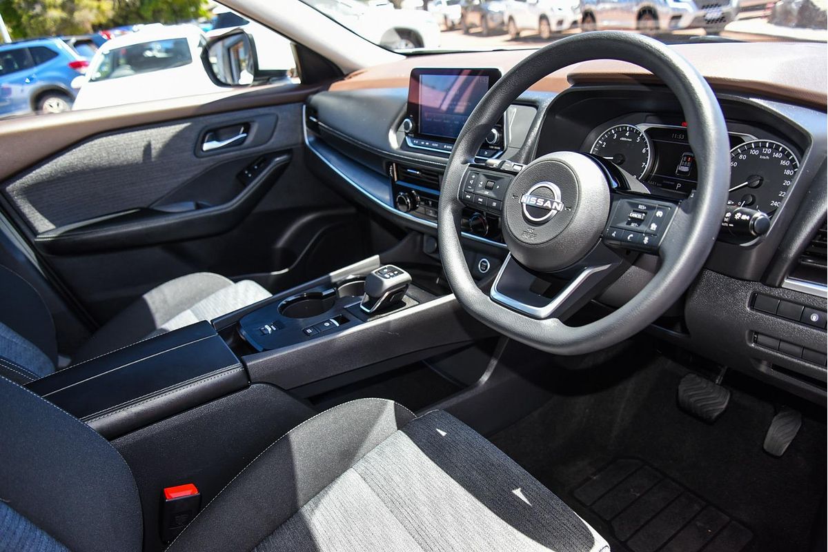 2023 Nissan X-TRAIL ST T33