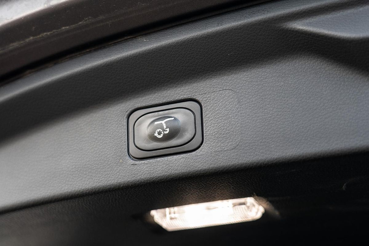 2022 Ford Everest Trend