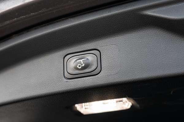 2022 Ford Everest Trend