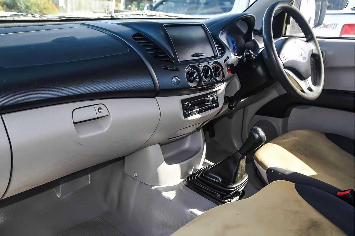 2008 Mitsubishi Triton GL ML Rear Wheel Drive