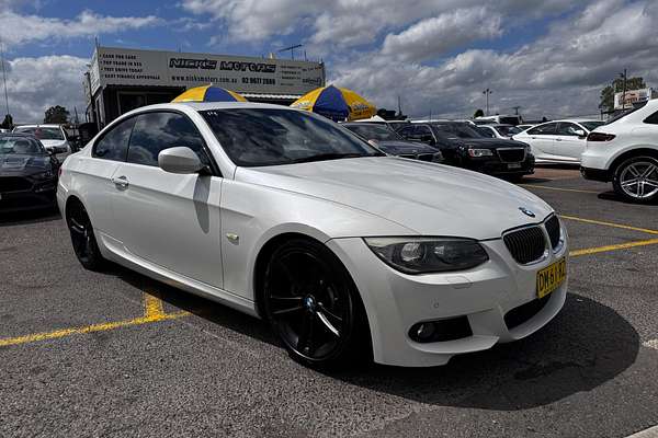 2011 BMW 3 Series 330d E92