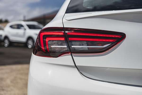2018 Holden Commodore RS-V ZB