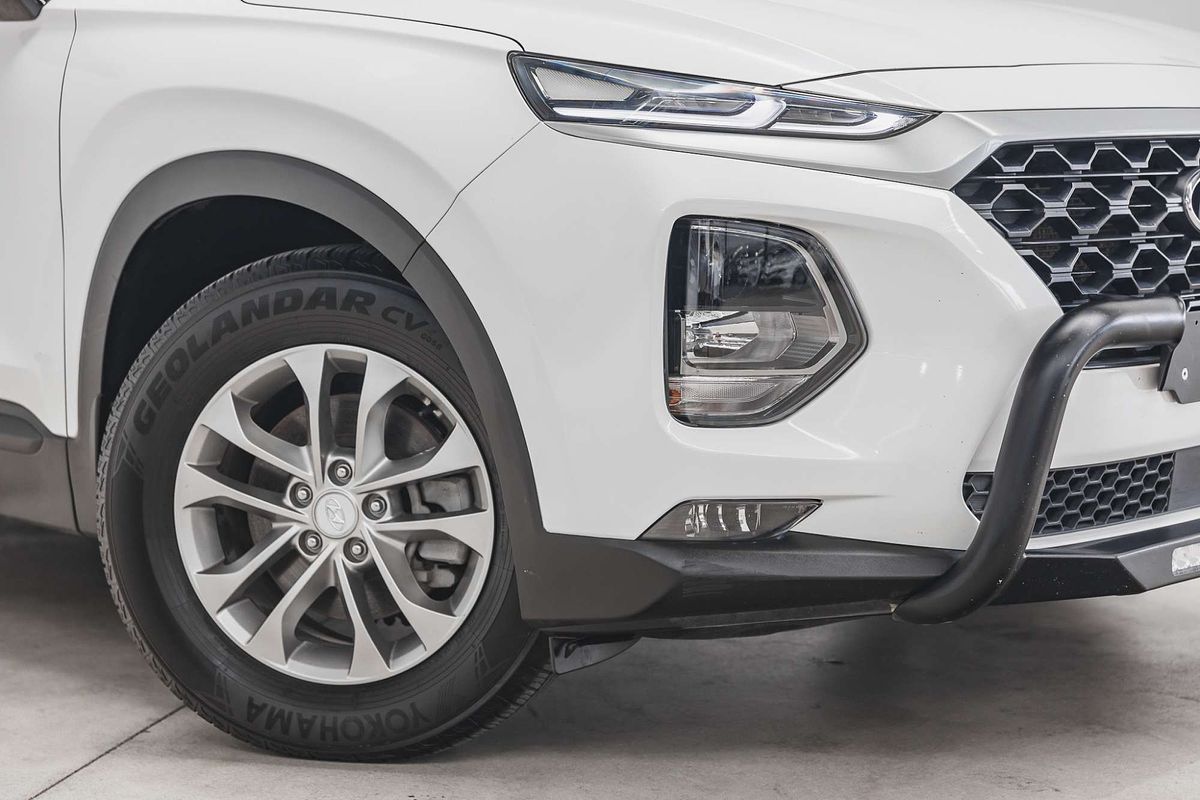 2019 Hyundai Santa Fe Active TM.2