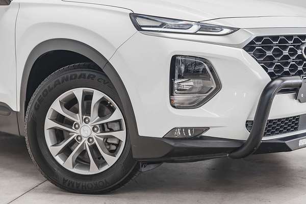 2019 Hyundai Santa Fe Active TM.2