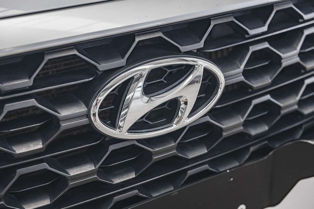 2019 Hyundai Santa Fe Active TM.2