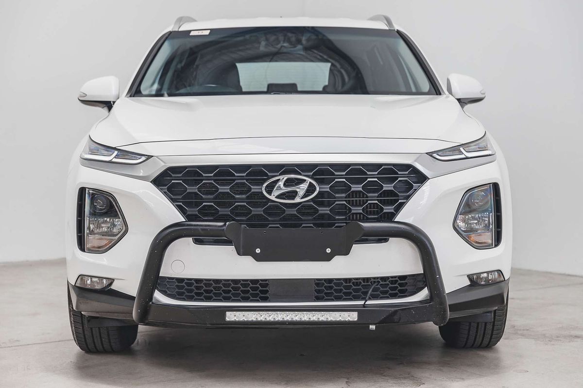 2019 Hyundai Santa Fe Active TM.2