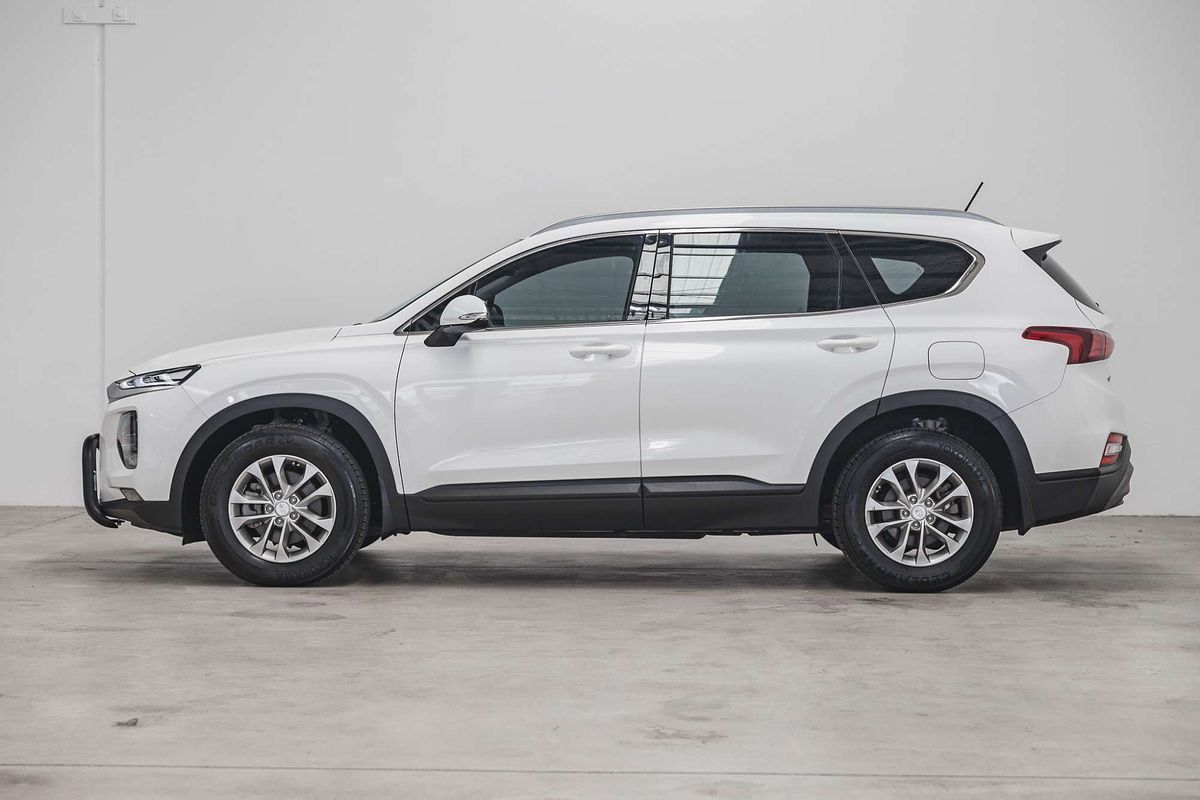 2019 Hyundai Santa Fe Active TM.2