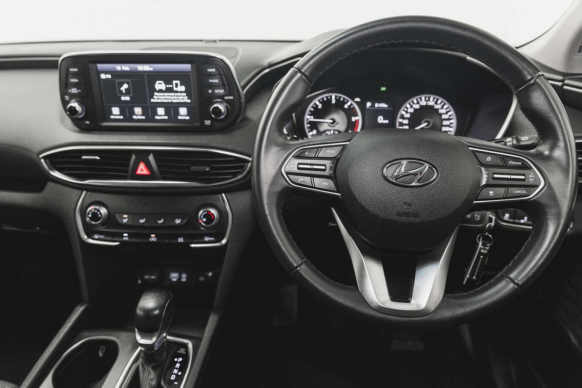 2019 Hyundai Santa Fe Active TM.2