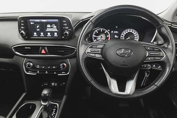 2019 Hyundai Santa Fe Active TM.2