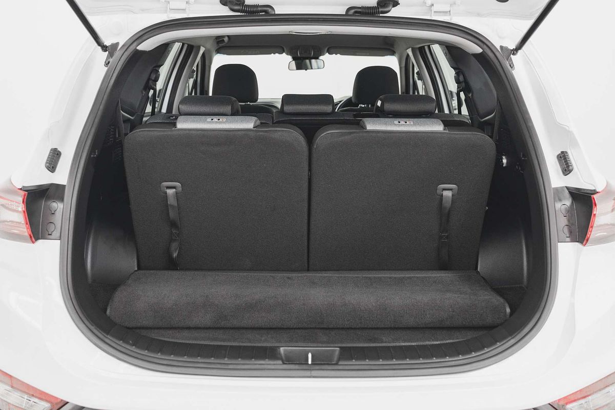 2019 Hyundai Santa Fe Active TM.2