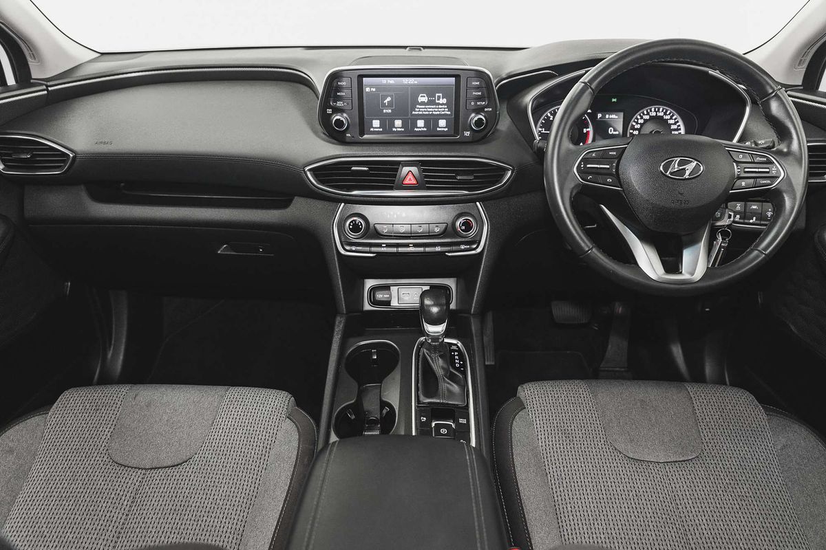 2019 Hyundai Santa Fe Active TM.2