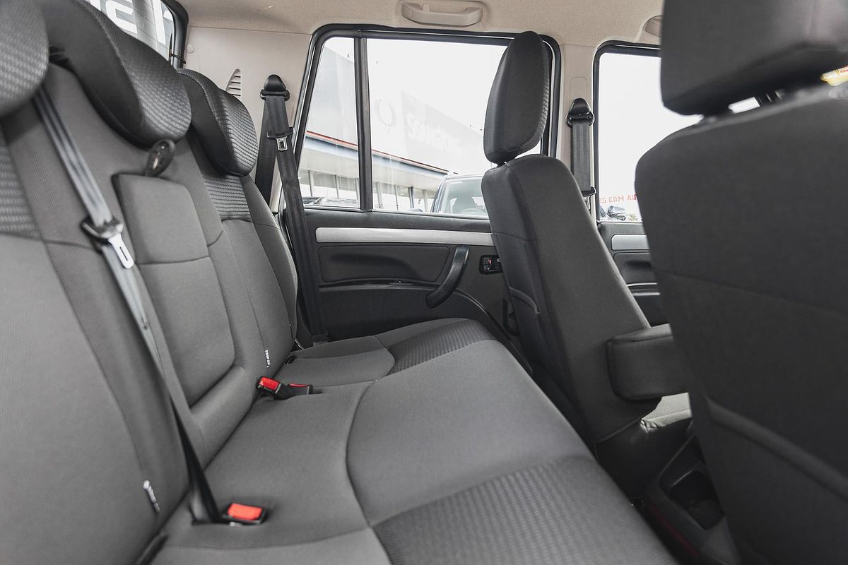 2022 Mahindra PIK-UP S11 4X4