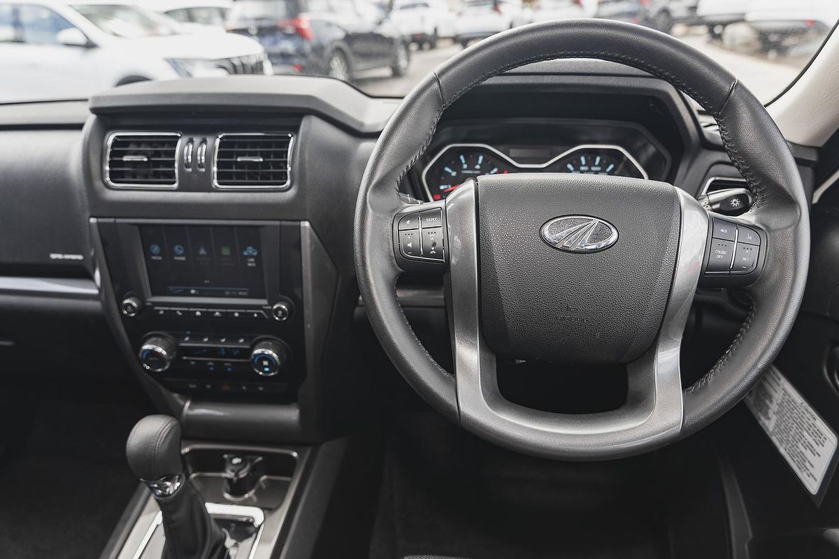 2022 Mahindra PIK-UP S11 4X4