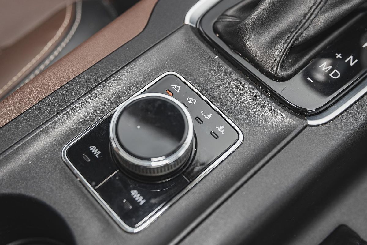 2023 Mahindra Scorpio Z8L